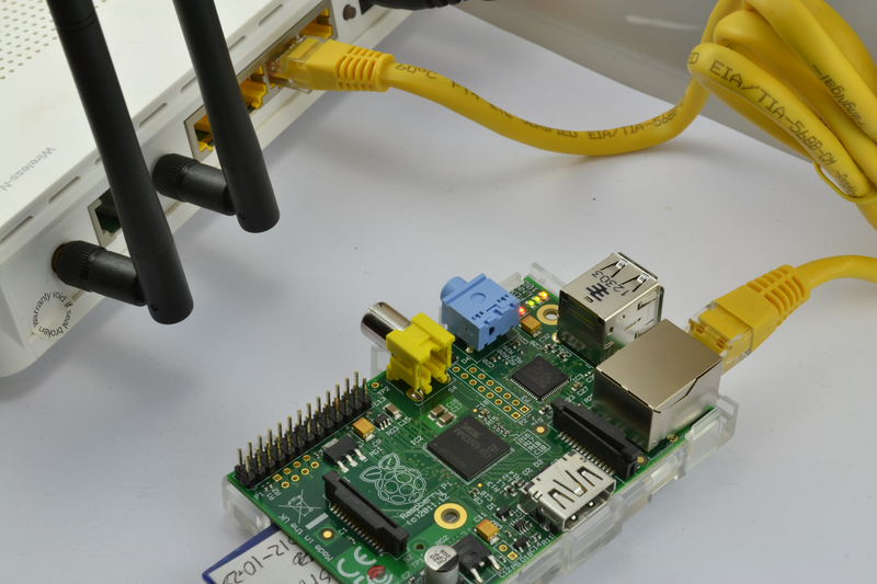 conexión del cable a través del RJ45