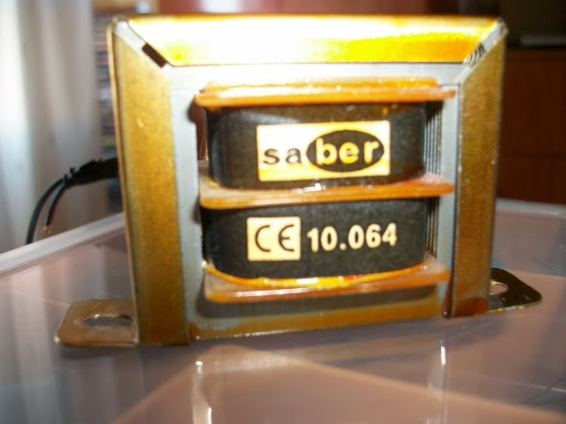 transformador reductor electromagnético.